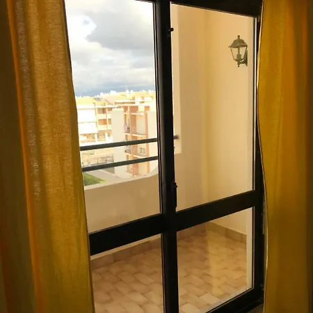 Suites & فندق