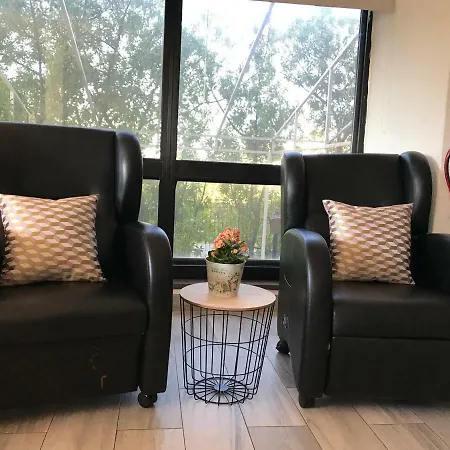 Suites & ألفور
